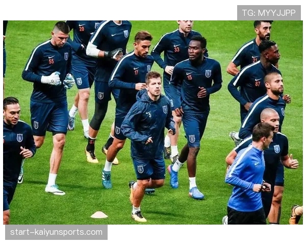 土超联赛上座率稳步回升伊斯坦布尔德比门票售罄